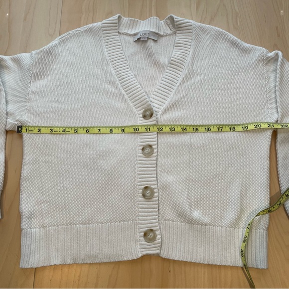 Loft V Neck Cardigan Sweater Size XL Ivory Cream Button Down Classic 100% Cotton - Picture 4 of 8
